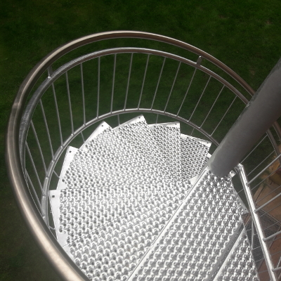 Geländer, Treppen und Balkone